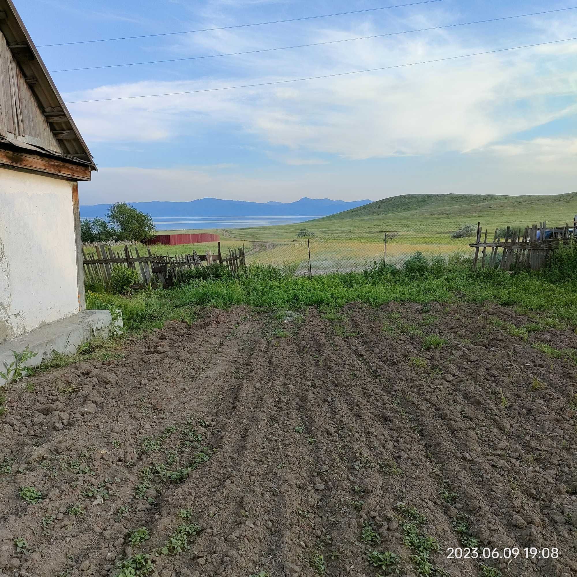 Продам дом в п. Октябрьский