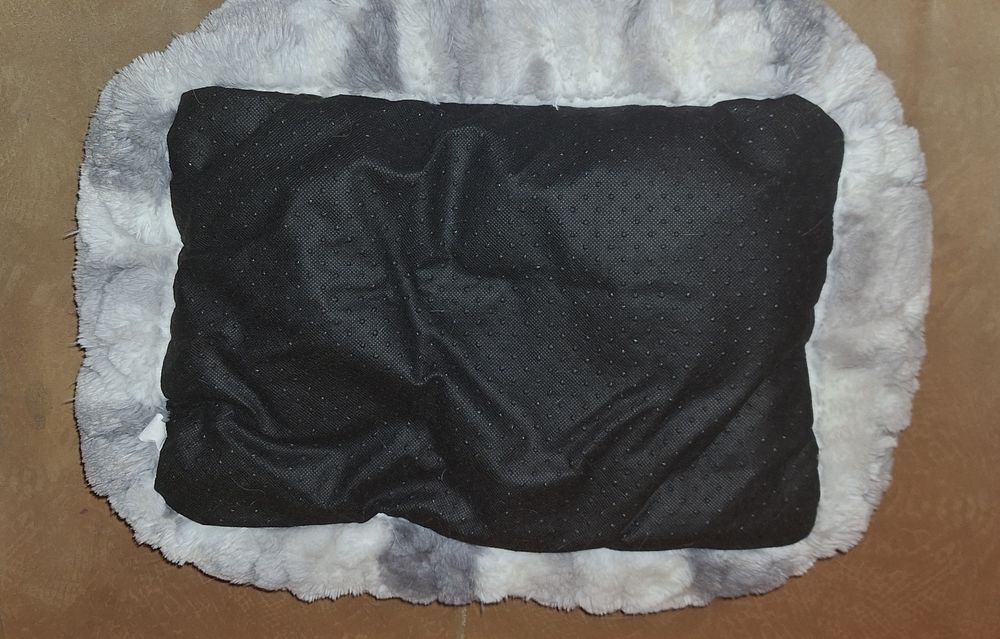 Pătuț pentru pisici și caini