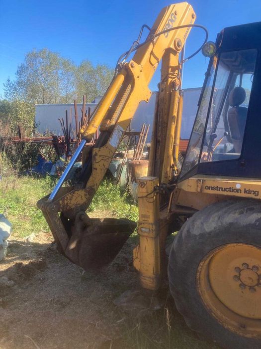 De vinzare Buldoexcavator 580 G