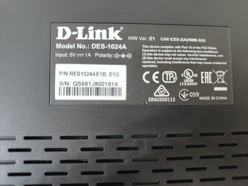 Hub d-link des-1024a