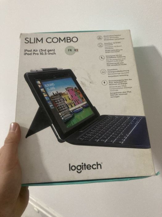 Logitech slim combo iPad Air / pro 10.5