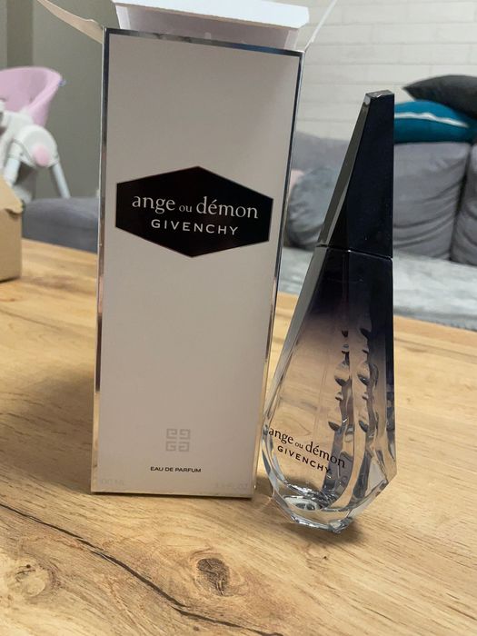Парфюм Givenchy Ange ou Demon