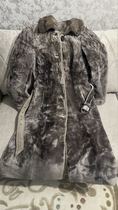 Мутоновая шуба размер М