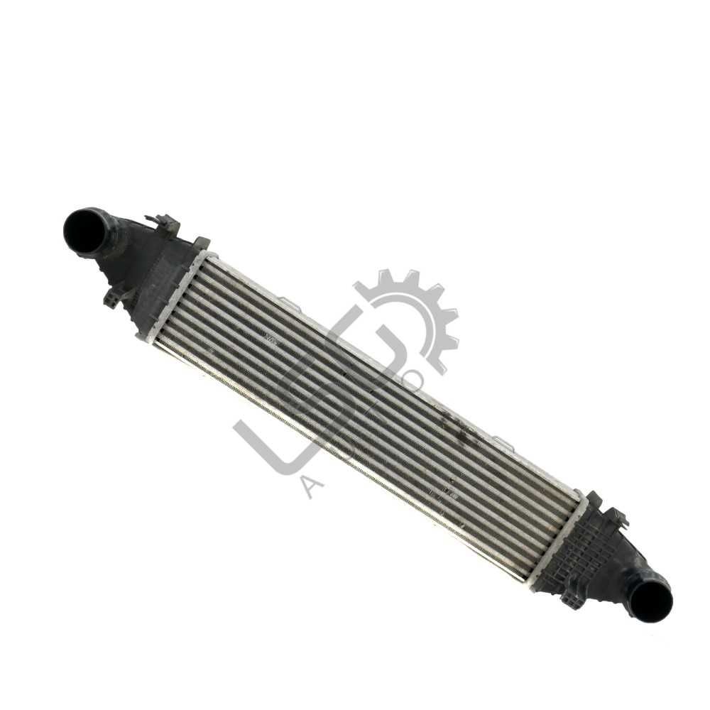 Интеркулер Mercedes-Benz E-Class  2009-2016 ID: 133474