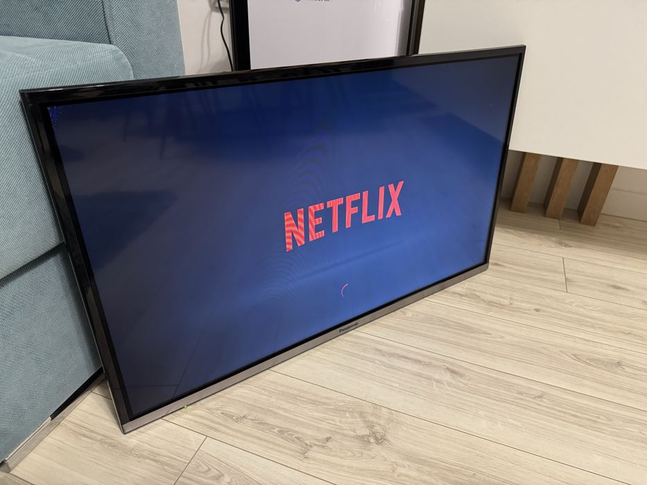 Televizor / TV LED Panasonic TX-32DS500E