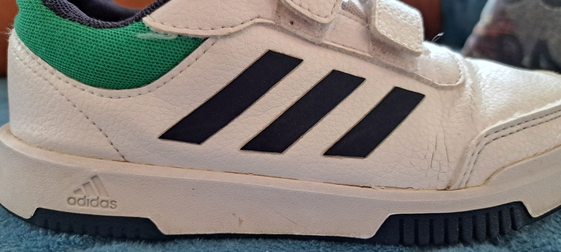 Adidas Оригинални 34 номер