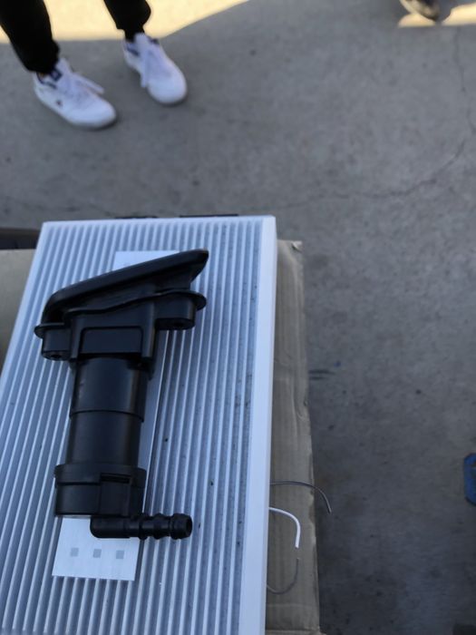 Vand spalator de farurii audi a4b7