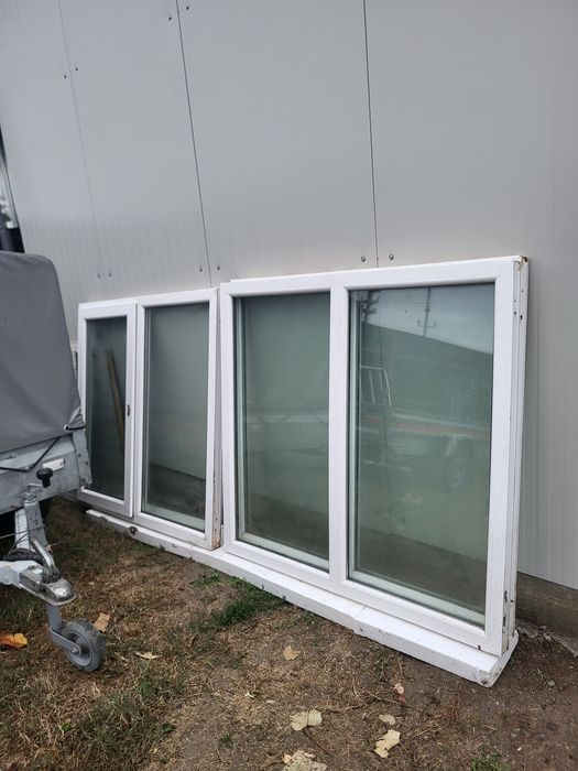Vand trei geamuri termopan 137×127. 1200 lei. Toate.