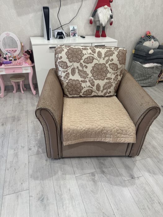 Кресло в хорошем состоянии