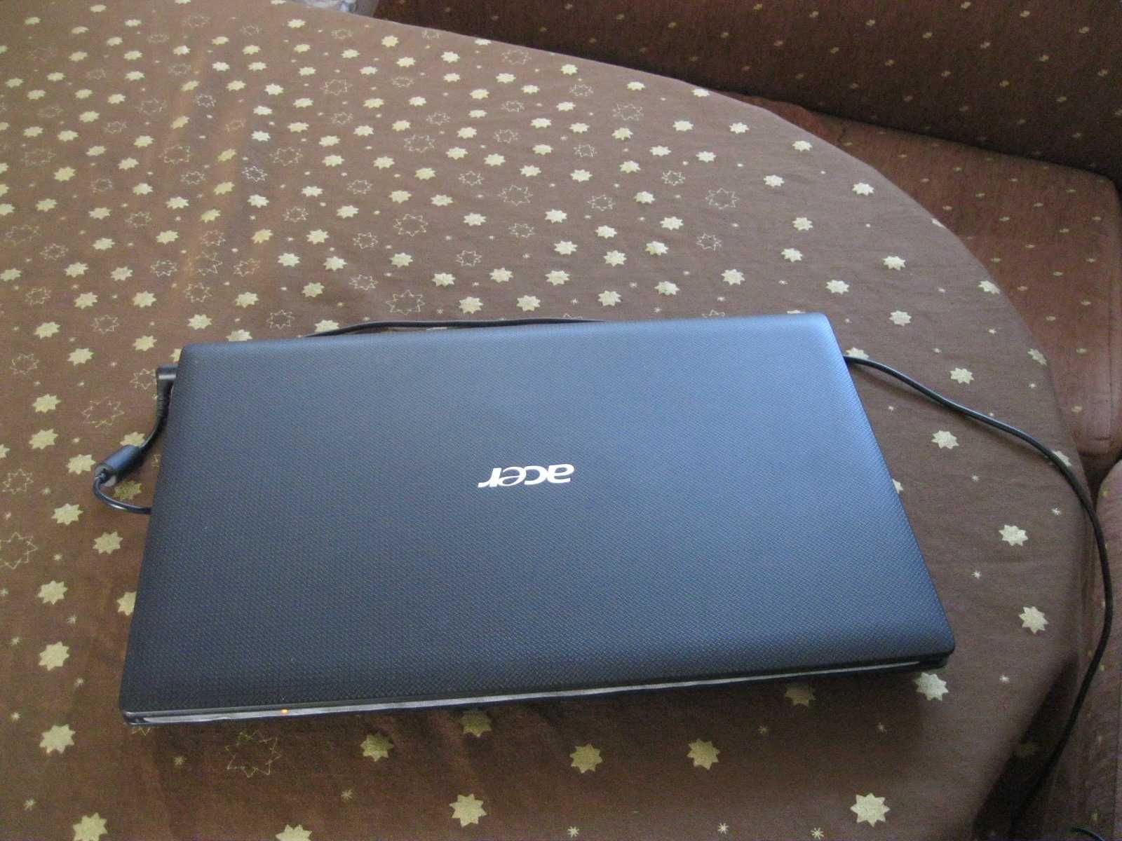 Компютър  Acer с инсталиран Windows и MS Office