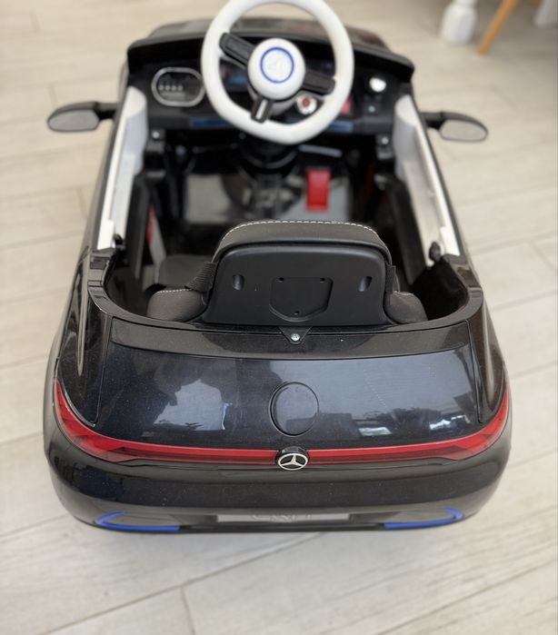 Акумулаторна количка Mercedes
