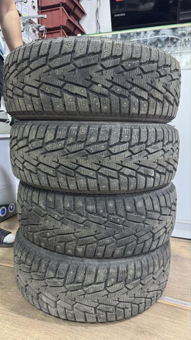 Продам шины зимние