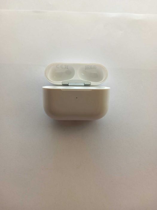 Оригинален кейс за зареждане на AirPods Pro – Charging Case