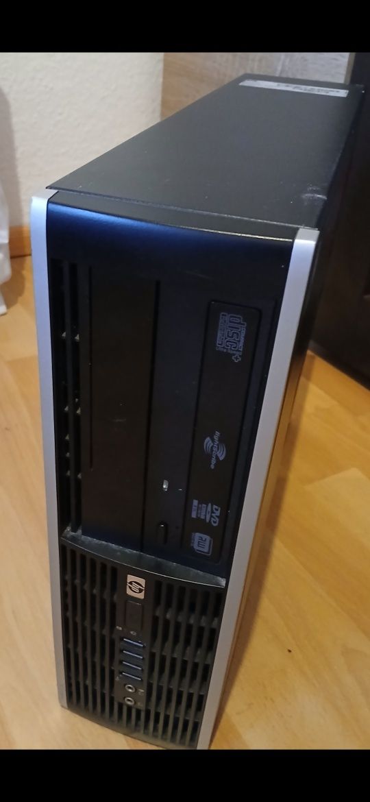 Продавам компютър  Hp