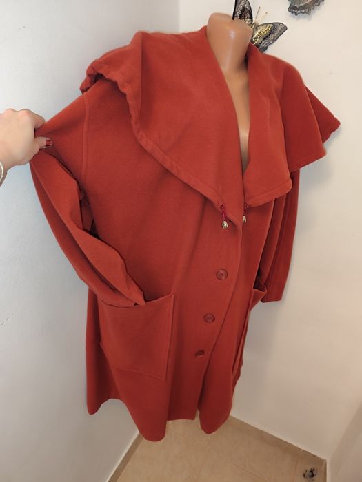 Palton Cartoon - XXL - bust 156cm- 55% lana , 20% cașmir , căptușit