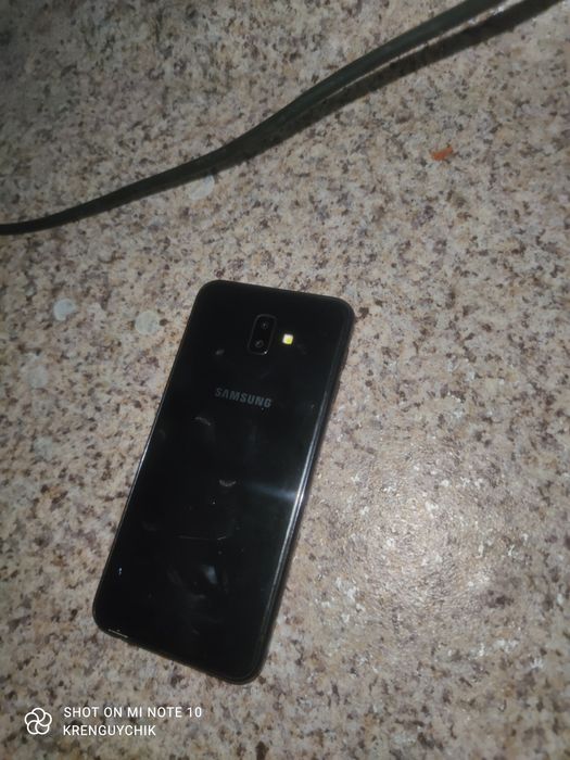 Самсунг j6+ 2018 и oppo a17 надо экран заменить  на запчас