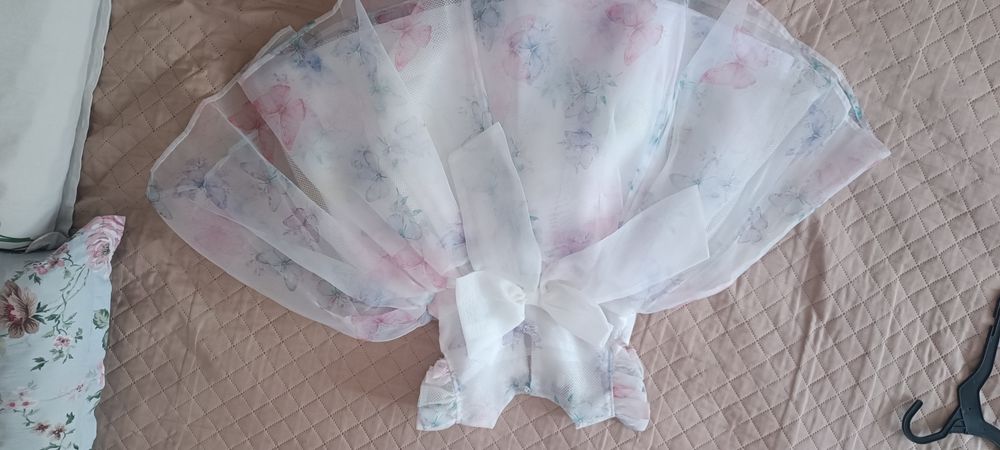 Рокля размер 3-4 години