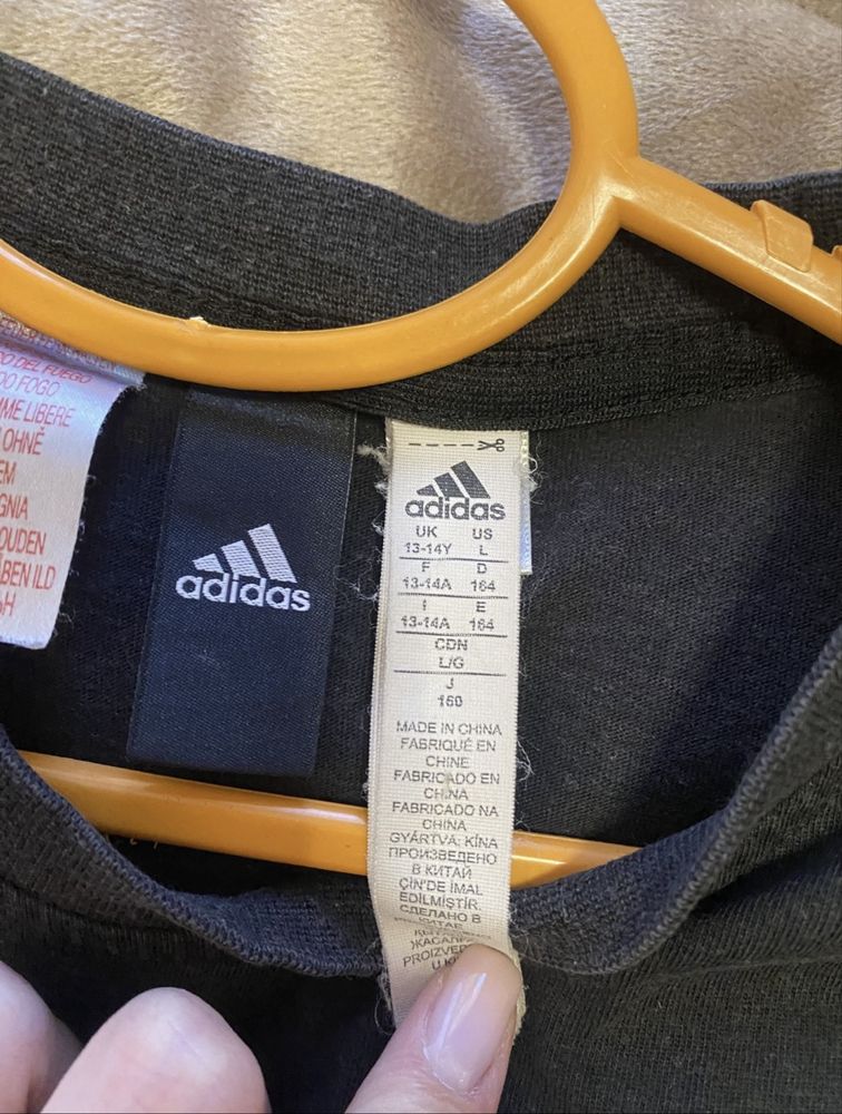 Adidas дамска тениска