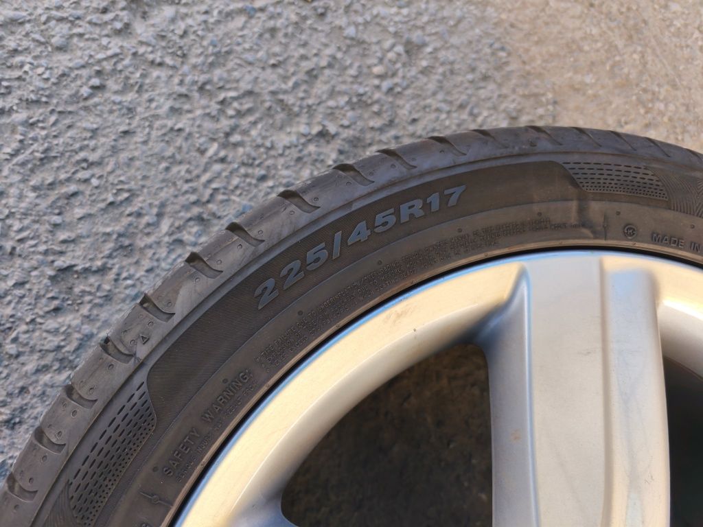 17" оригинални алуминиеви джанти за Toyota Corolla,Auris,Avencis...