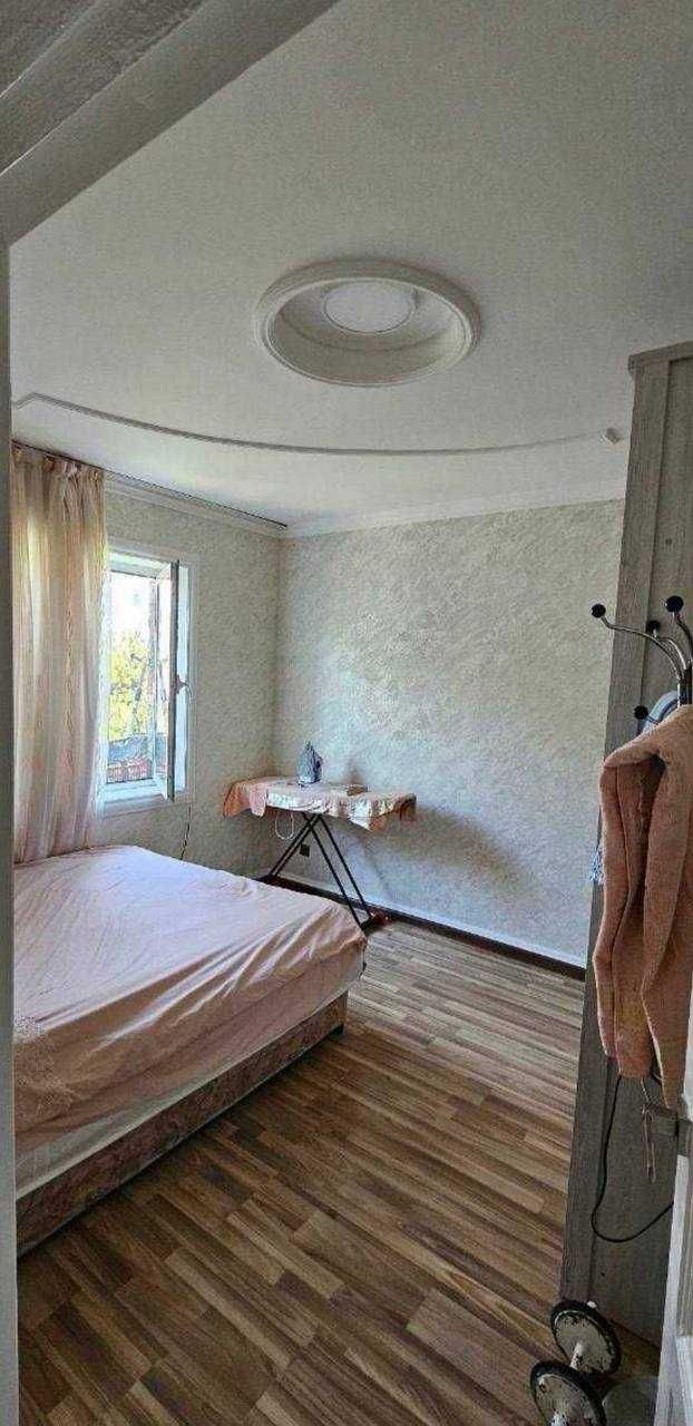 3-комнатная, 77 серия, Генерал Петрова, БИЙ, 3/4, 76 м², кирпич