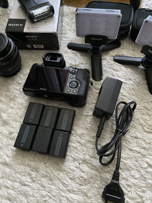 Sony A7s Mirrorless Body, Canon 50mm f1.4, Sony HVL-F20M