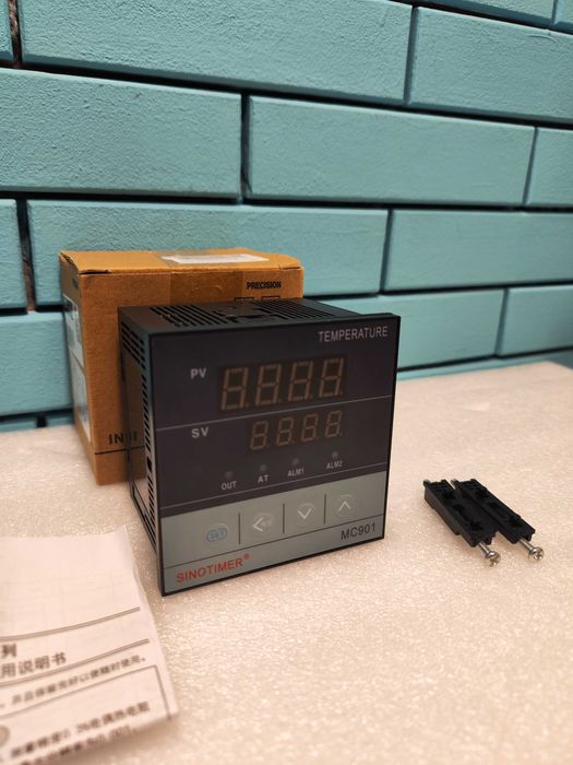 Digital PID Temperature Controller MC901, Universal Input
