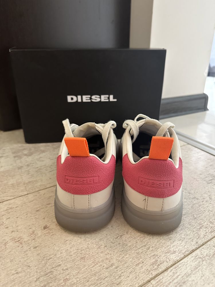 Дамски обувки Diesel