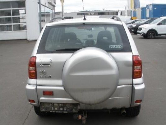 2 броя тойота рав-4 2.0 д4д 116кс. 2004г. на части ,TOYOTA RAV 4