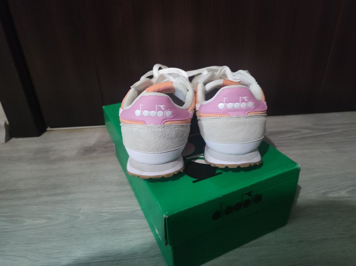 Оригинални маратонки Diadora