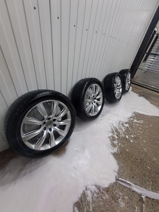 Инфинити QX56 R22 оригинал