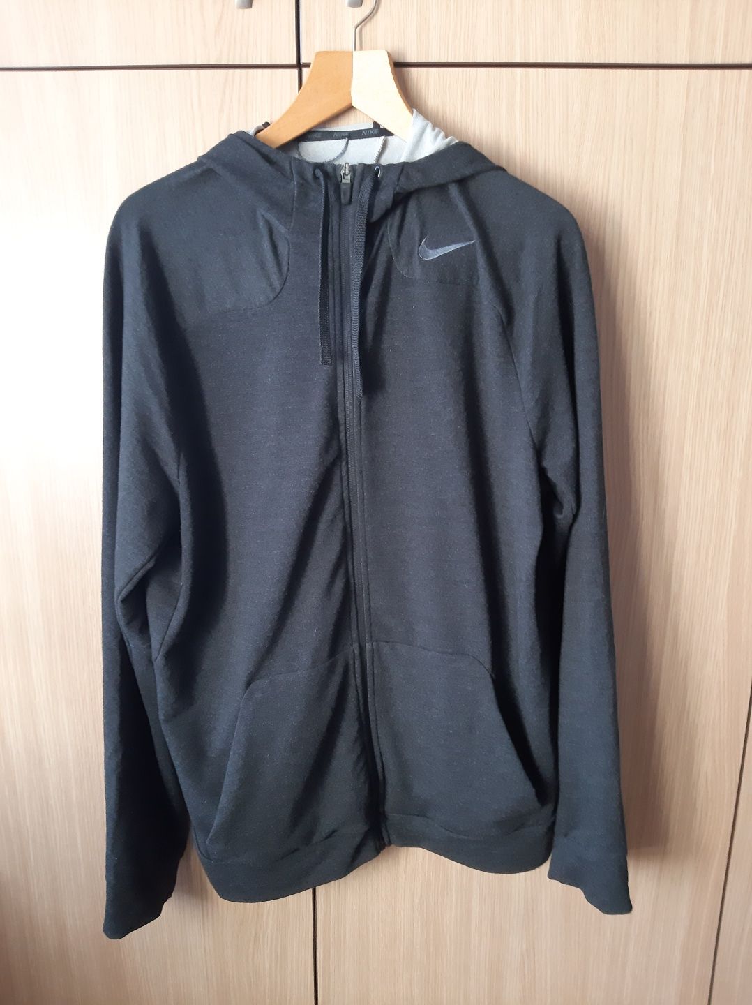 Nike Therma Fleece L размер .