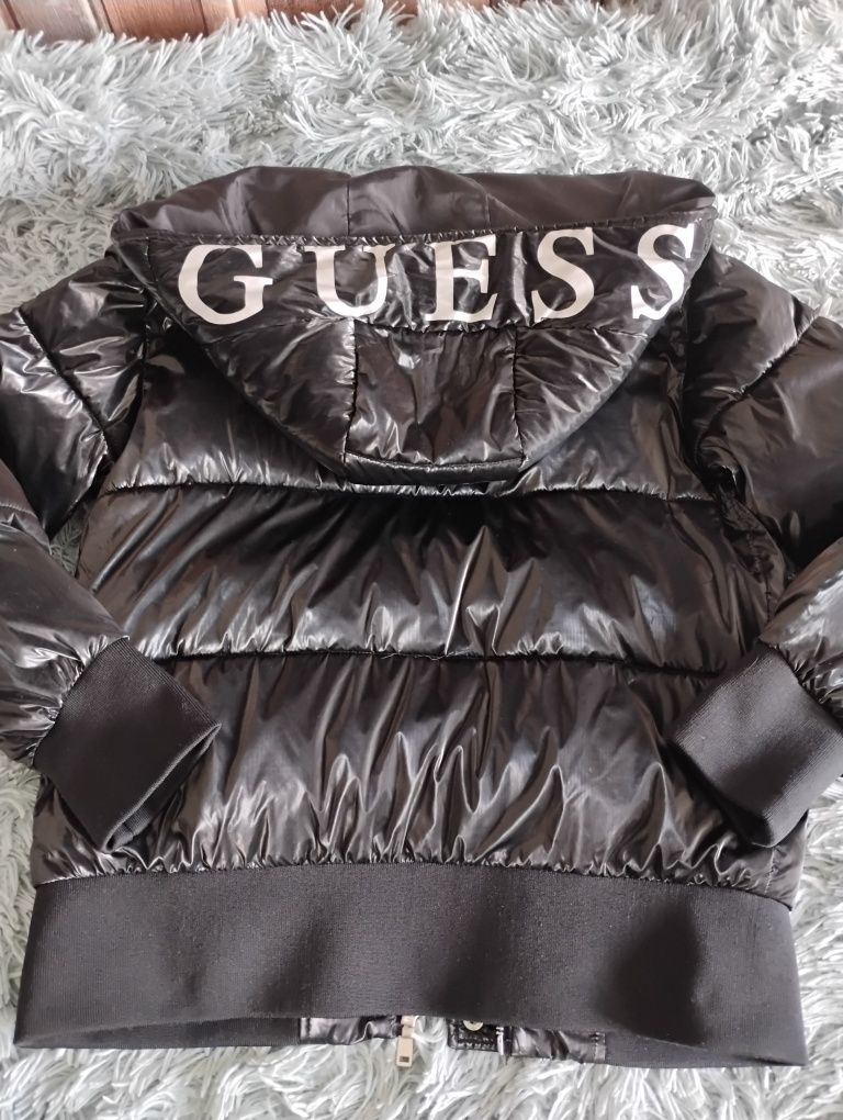 Guess лъскаво черно яке