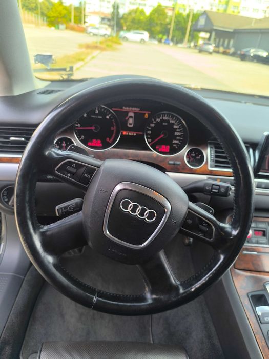 Audi A8 3.0 TDI quattro