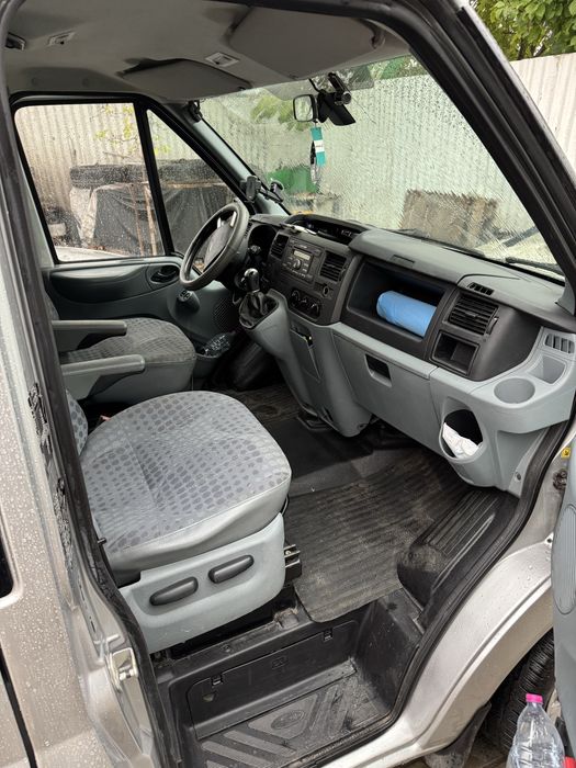 Vand ford transit 8+1 2007 motor 2.2 130cp, motor si ambreiaj schimbat
