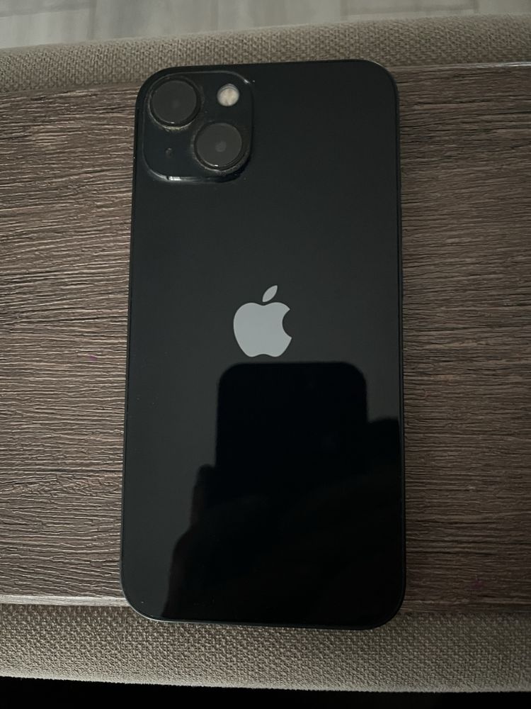 iPhone 13 новый срочно продаю