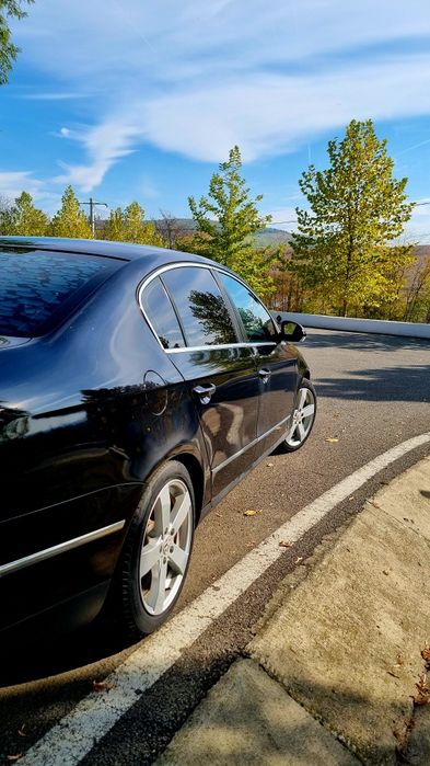 Vând VW passat       .