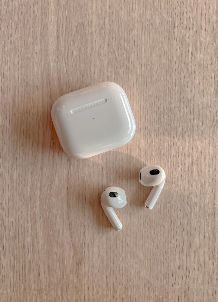 Airpods pro / 2.2 / Airpods 3 + чехол в подарок