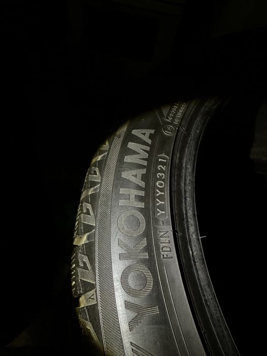 Зимние шины YOKOHAMA 245/45/19