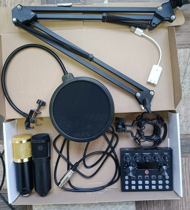 Продается студийный набор BM 800