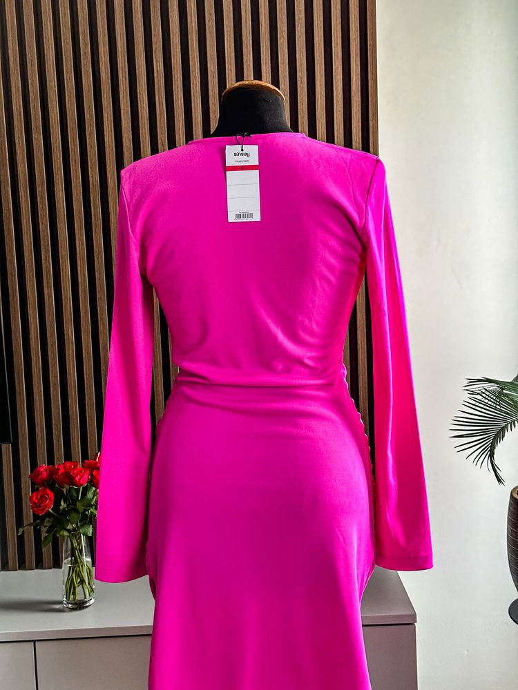 Rochie mini Sinsay, noua cu eticheta + accesoriu surpriza cadou