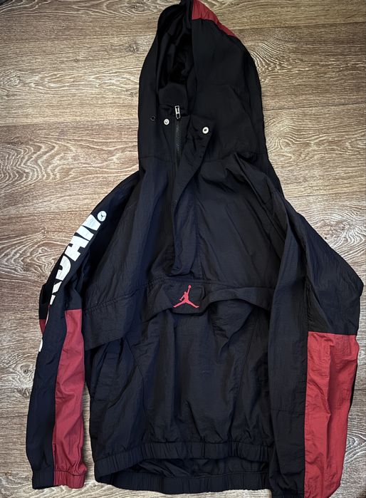 Мъжка ветровка Jordan