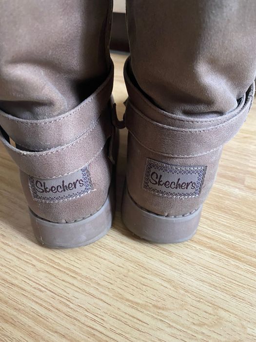 Cizme skechers  iarna