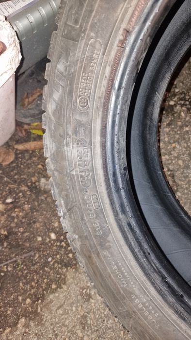 Зимни гуми 215/60/17С подсилени с товарен индескс