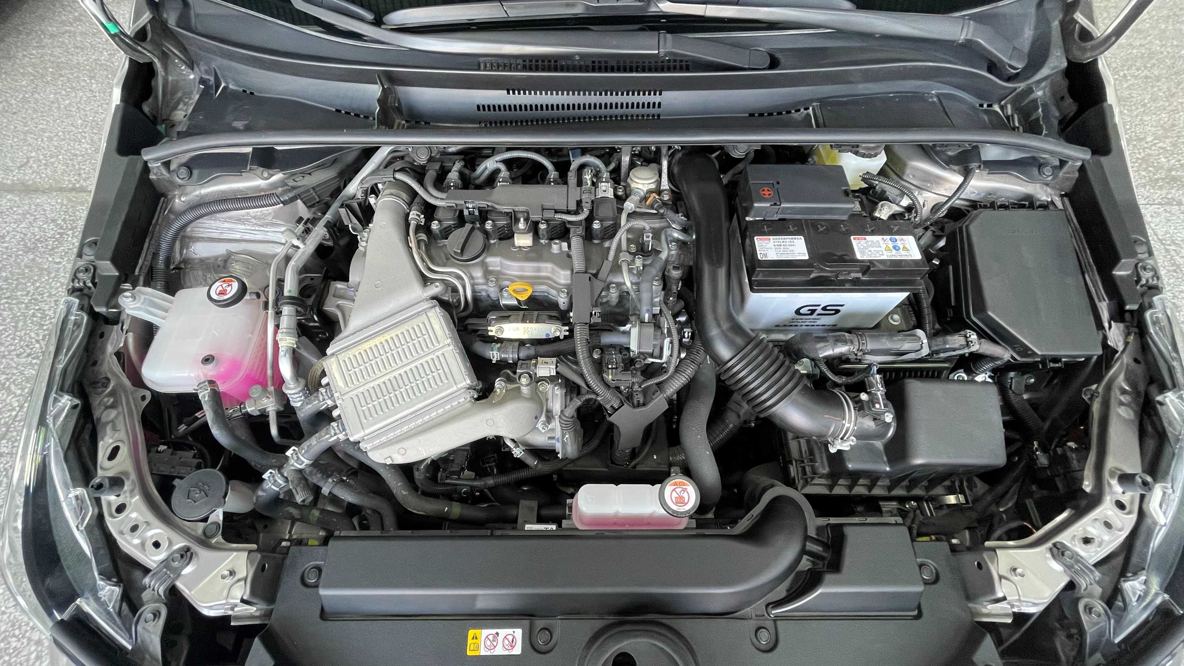 Toyota Corolla 1.2T D-4T Sotuvda tayyor +sertifikat, 1yillik kafolat