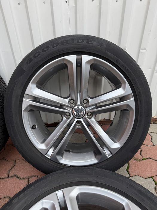 Jante de aluminiu originale VW R18 model Mallory concave ET30!
