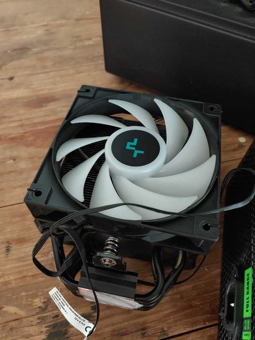 Kampiyuter jihozlari sotiladi