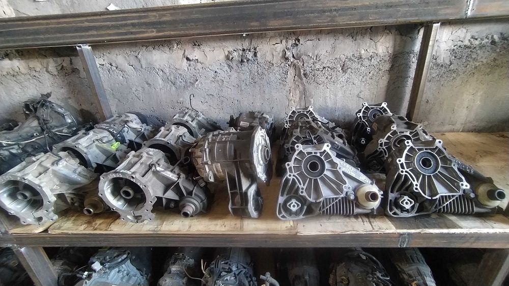 Раздатка BMW X5 E53 3.0 4.4 4.8 99-06г БМВ Х5 Е53 раздаточная коробка