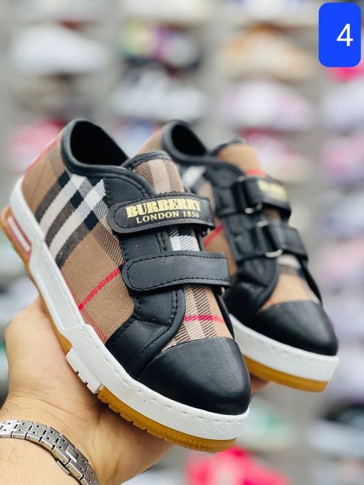 Adidași copii, modele noi