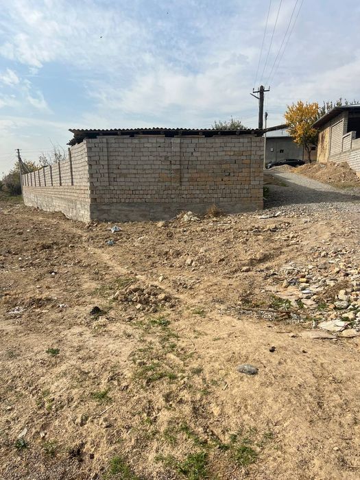 Yer. Sotiladi Tolabeda srochna