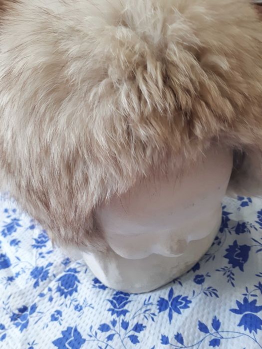 Caciula din blana naturala (vulpe polara), pentru femei